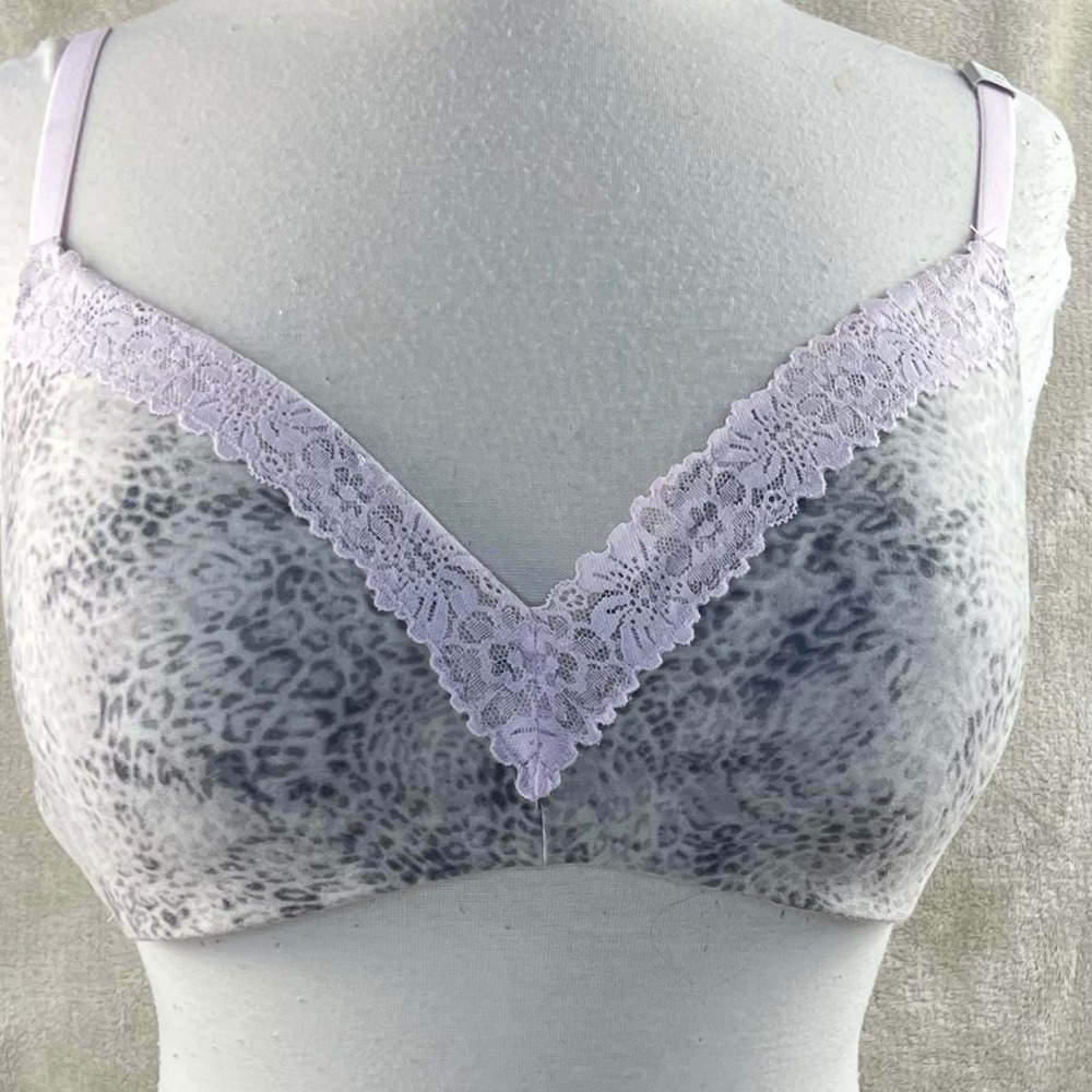 Victoria's Secret PINK Push-Up Bra 36D Grey Leopard Animal Print Lilac Lace Trim